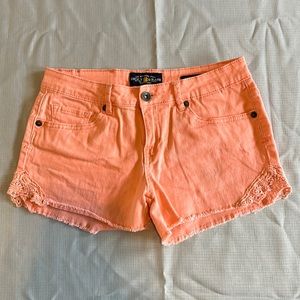 Junior girls Lucky Brand shorts!!